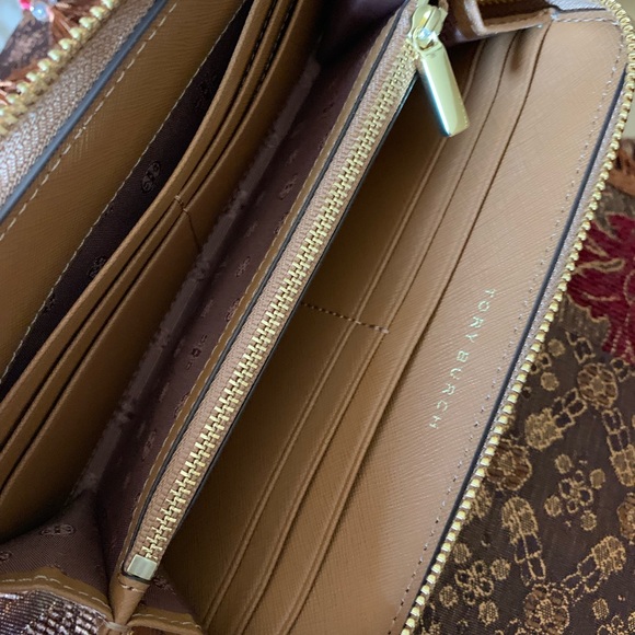 🥰New Tory Burch full size wallet - Picture 3 of 4